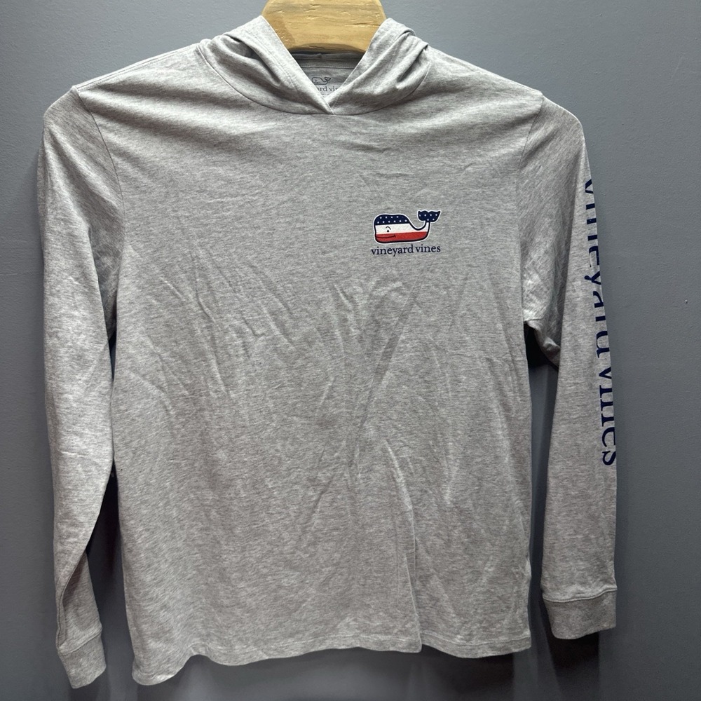 Vineyard Vines Mens XS Hoodie T-Shirt Grey Heather Patriotic Whale 1V014097-039 - Picture 1 of 6
